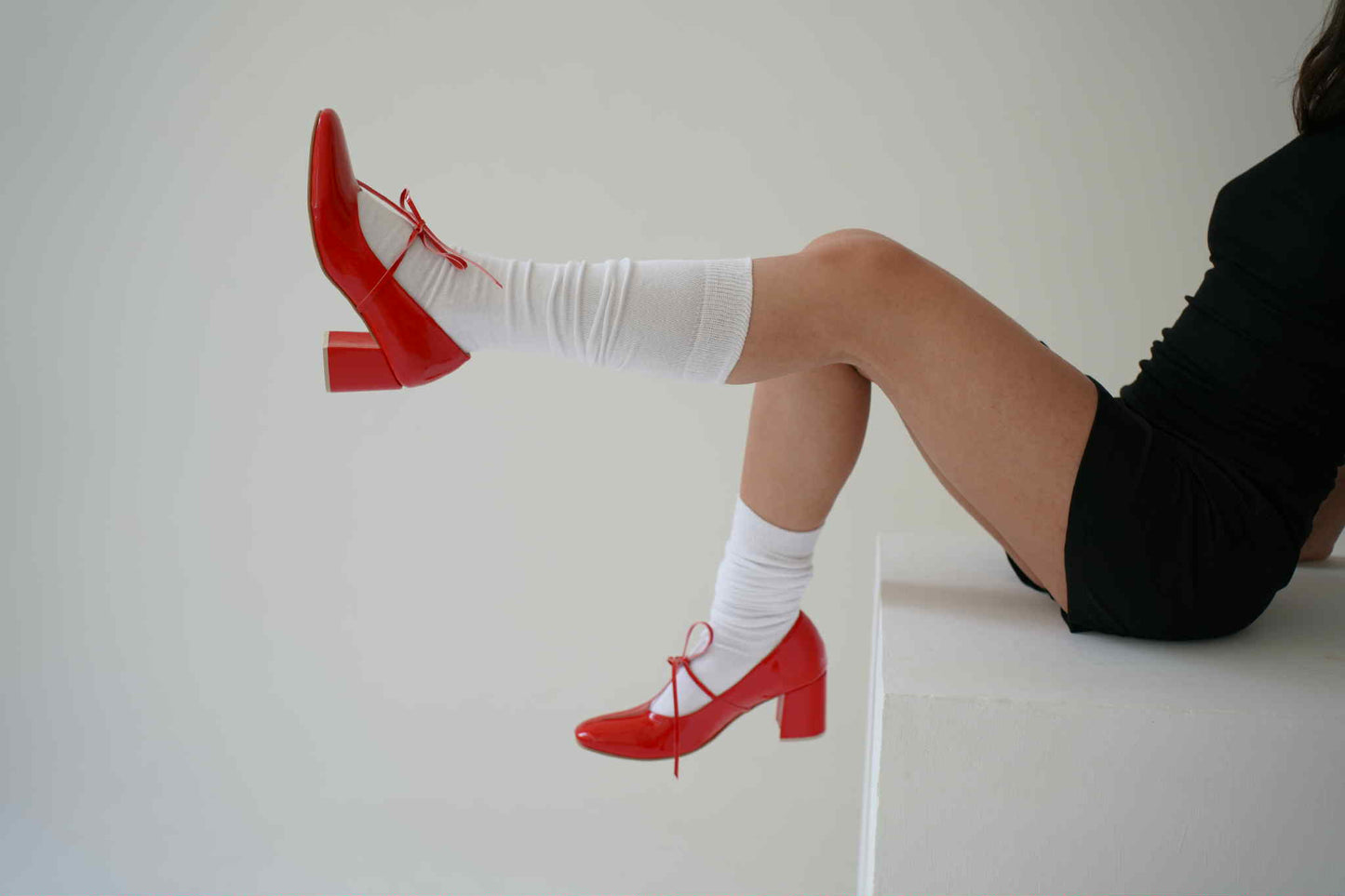 Red lacquer high heels