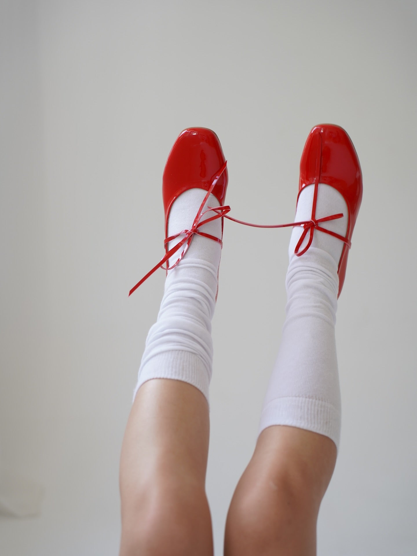 Red lacquer high heels