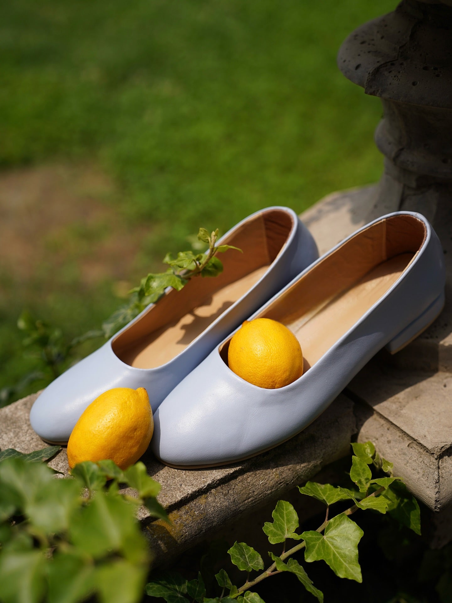 Oval flats in sky blue