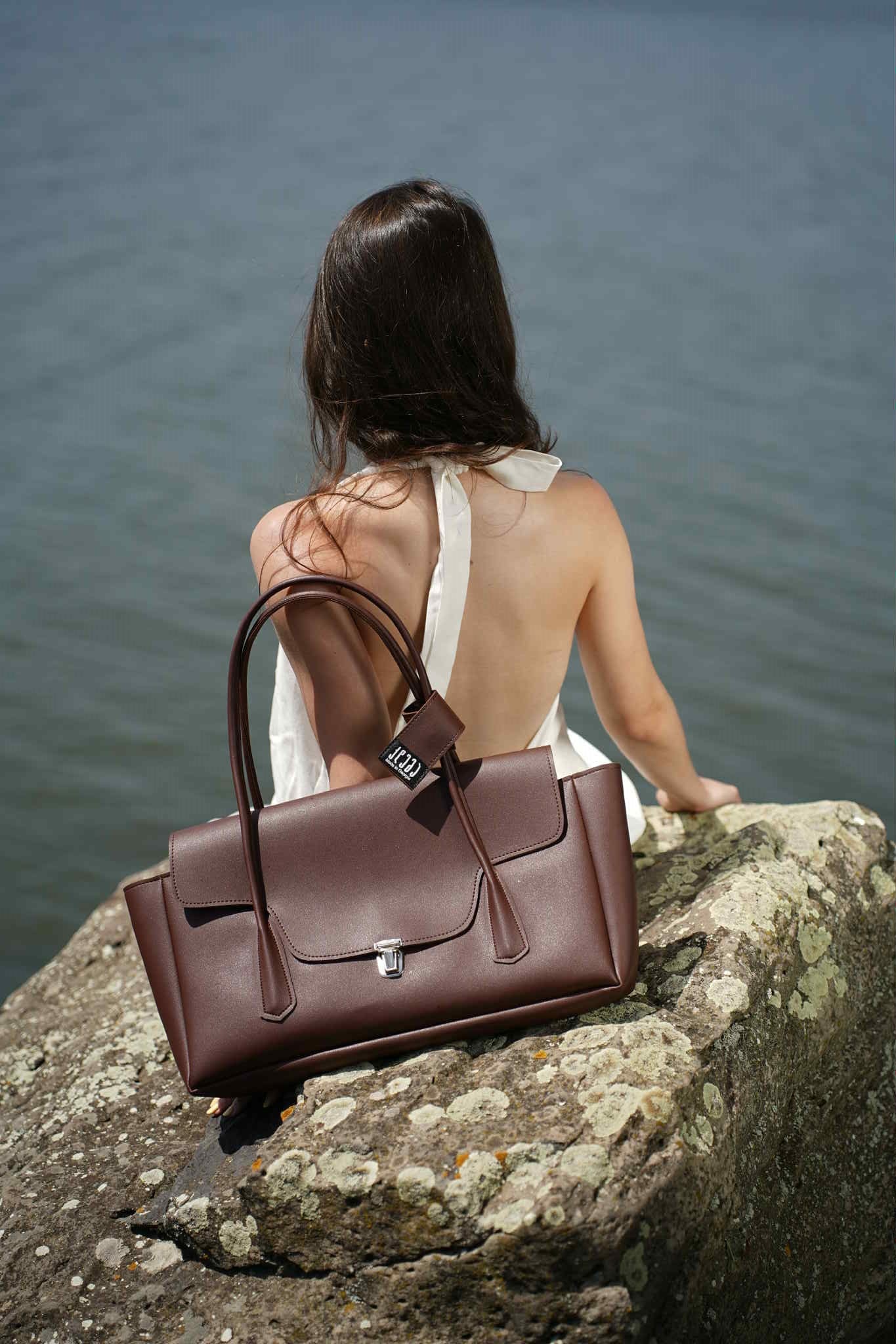 Office siren bag in Brown
