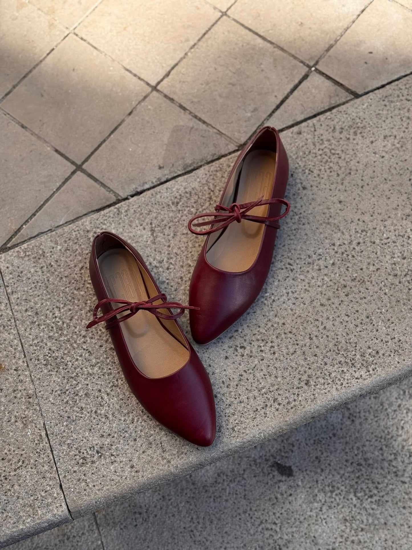 Dark burgundy ballerinas
