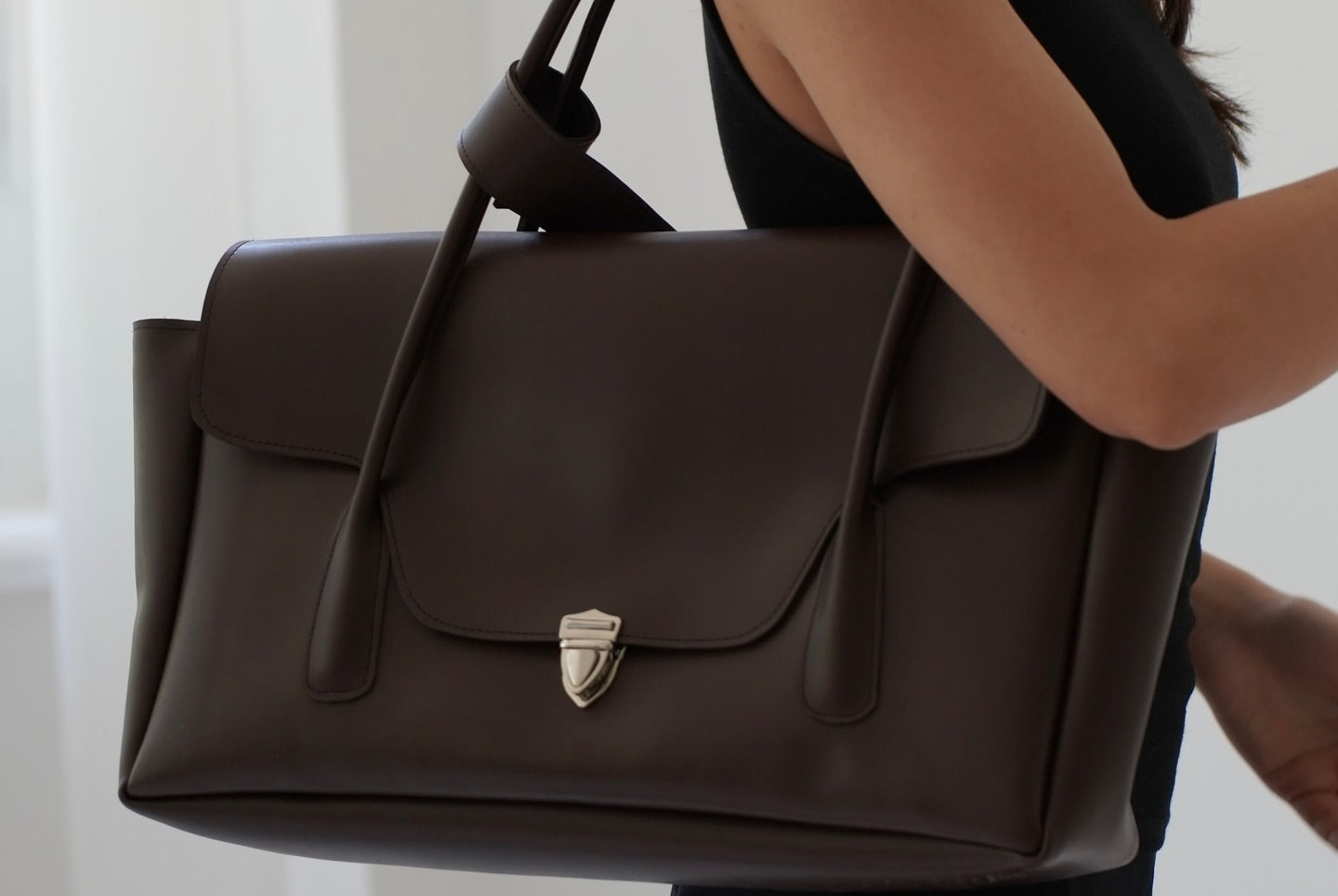 Office siren bag in Brown