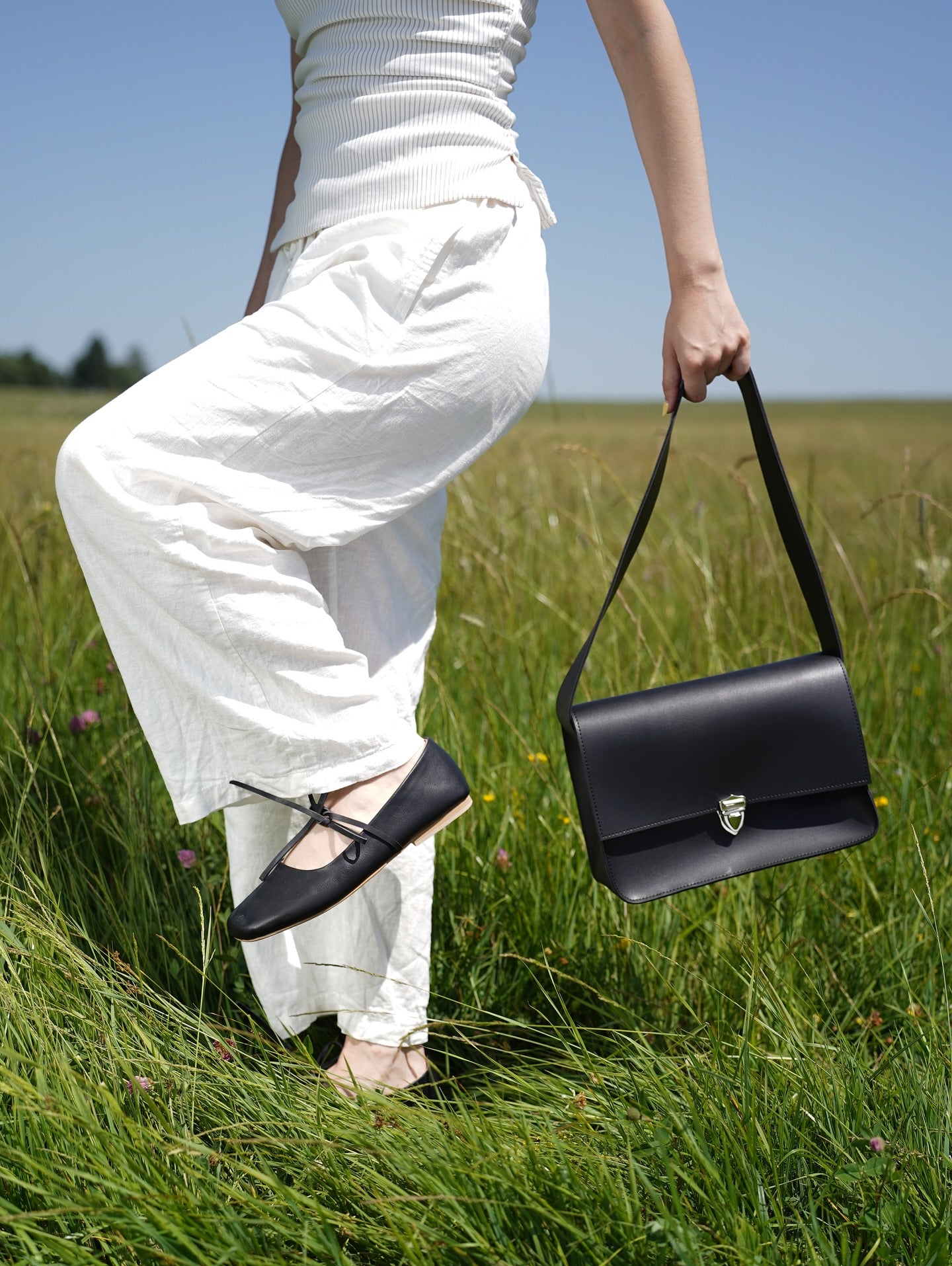 Fairy bag in black