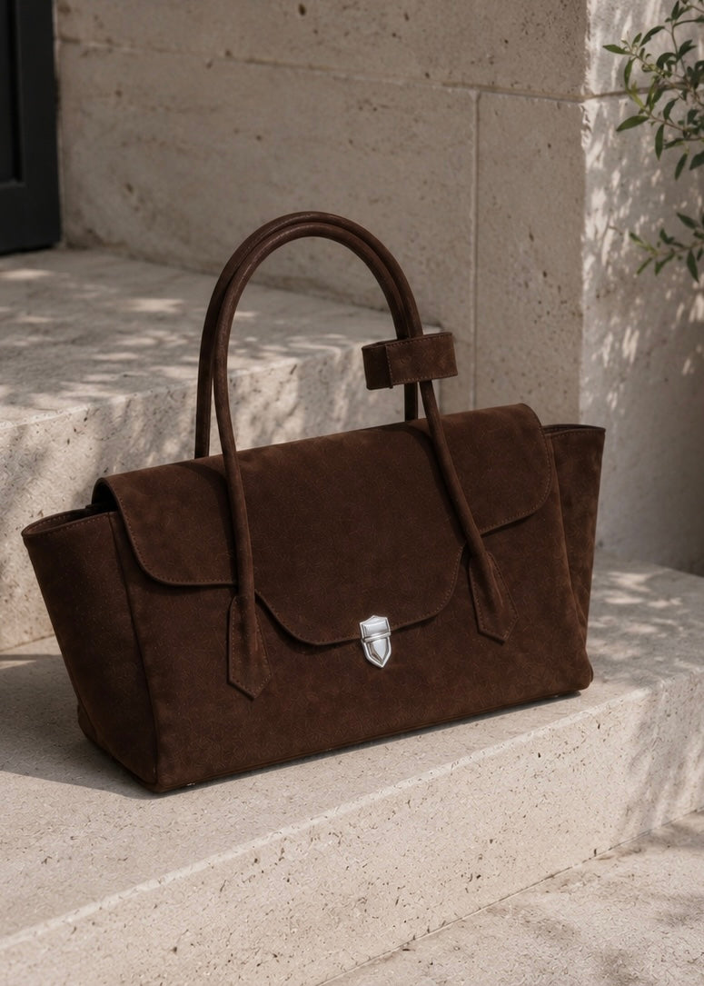 Office siren in Suede