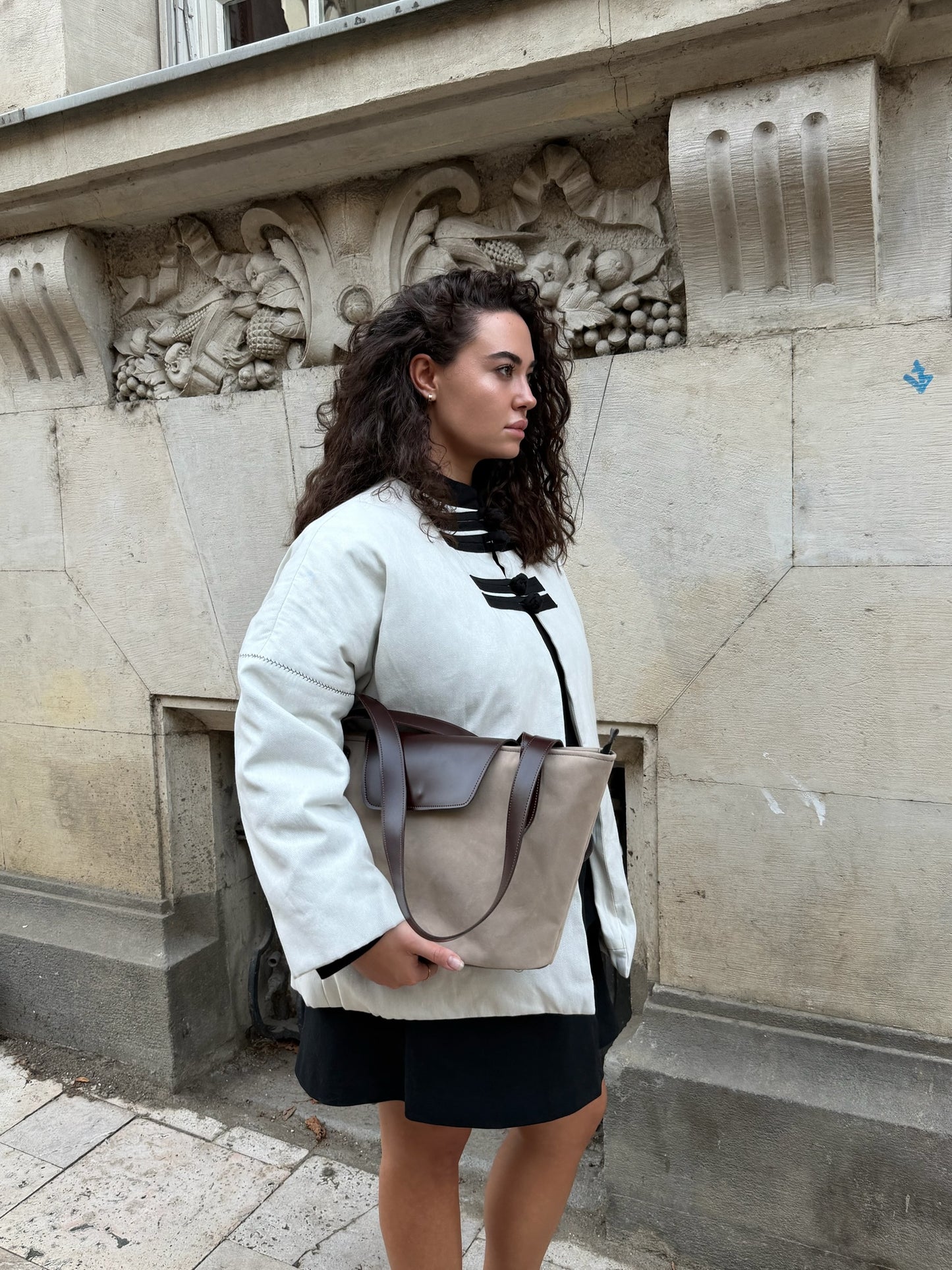 Beige and brown combo espresso