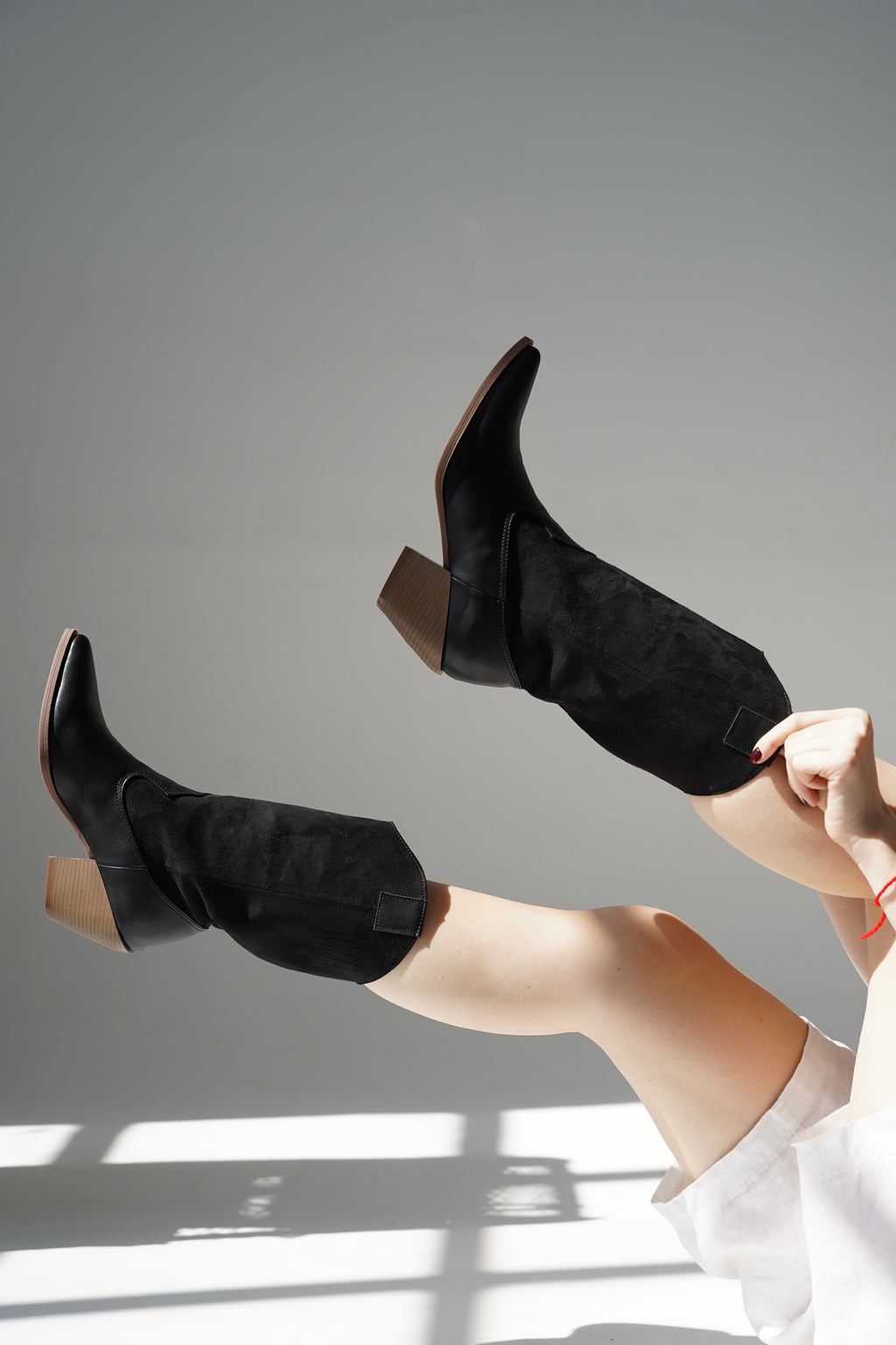 Natural Leather Cowboy Boots in Black